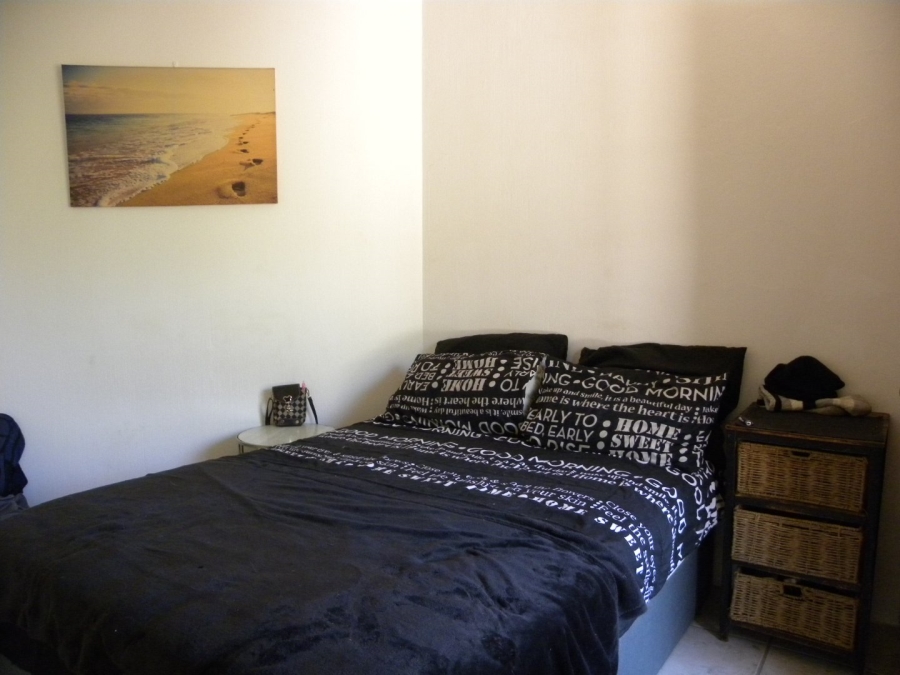 5 Bedroom Property for Sale in Wavecrest Eastern Cape